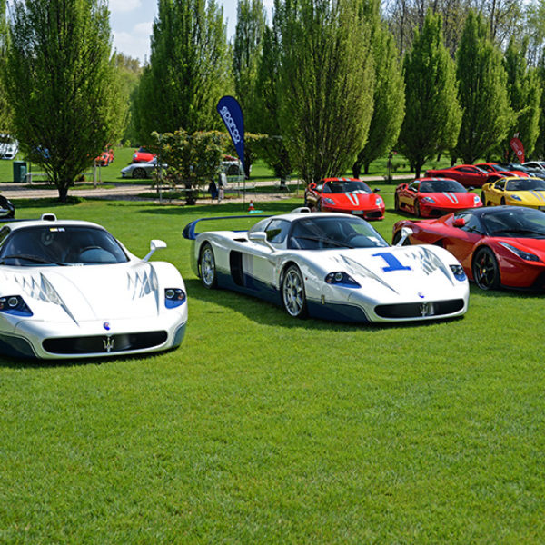 CARS AND COFFEE (27)
